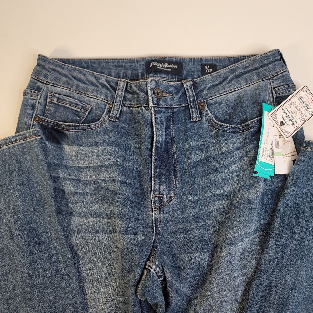 Flag & Anthem Dream Soft High Rise Straight Leg Jeans Indigo Size 8/29 NWT - Picture 2 of 7